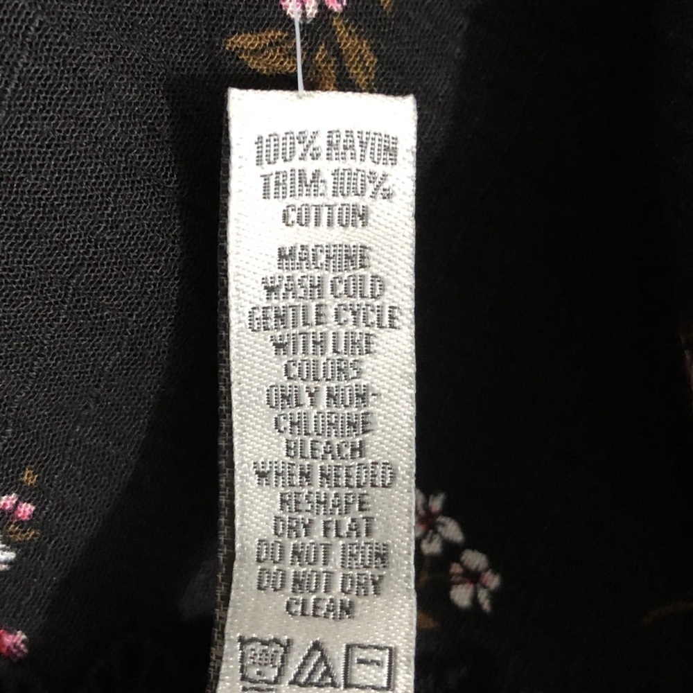 American Rag floral long sleeve dress, NWT medium - Picture 8 of 8